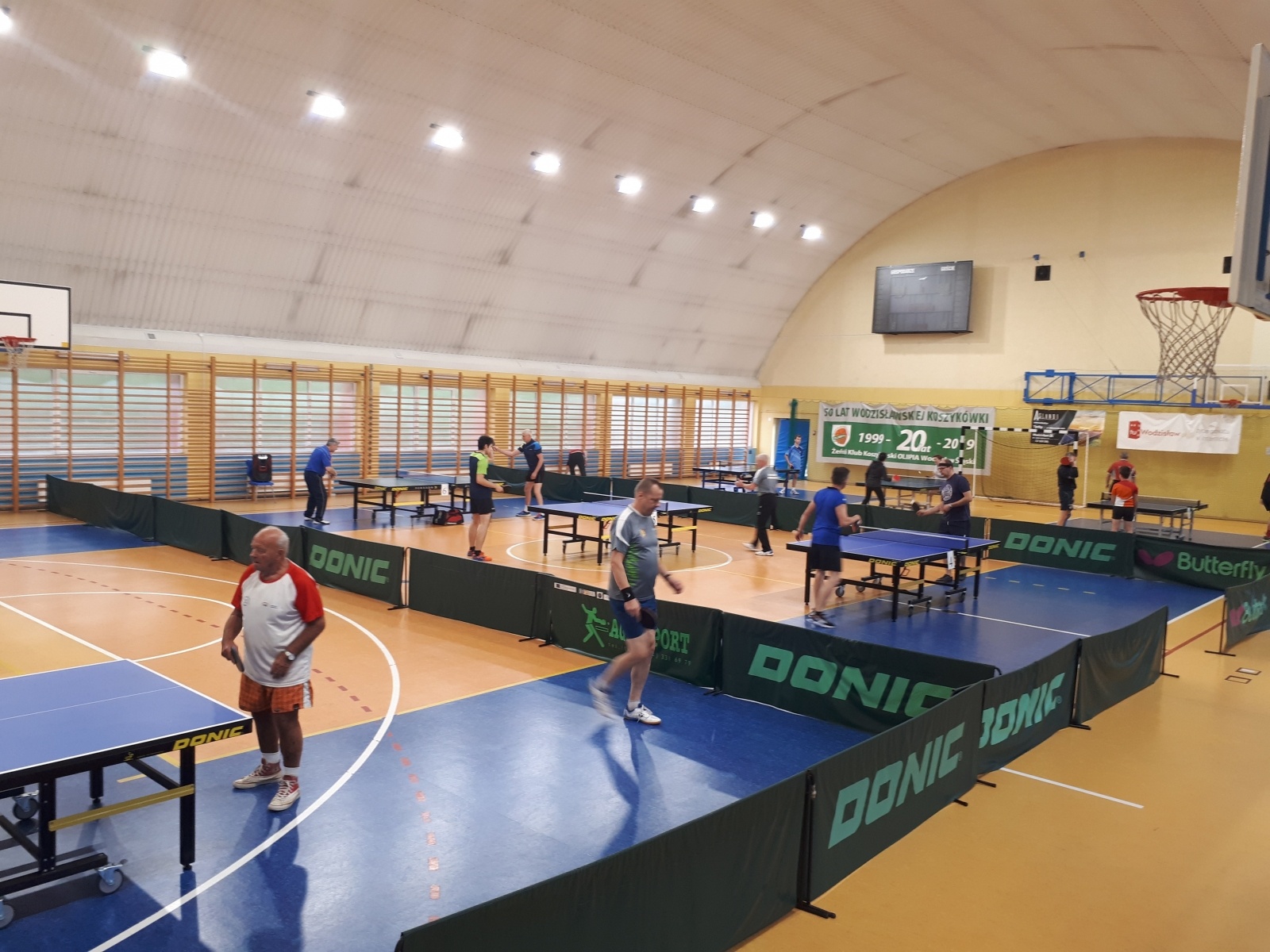 Zdjęcie w galerii na portalu naszwodzislaw.com: XXX Grand Prix Wodzisławia Śląskiego w tenisie stołowym. Rozegrano pierwszy turniej wiadomości z regionu