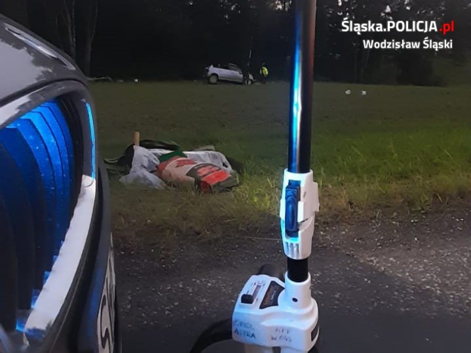 Zdjęcie w galerii na portalu naszwodzislaw.com: Za szybko i pod wpływem. Dachowanie w Połomi wiadomości z regionu