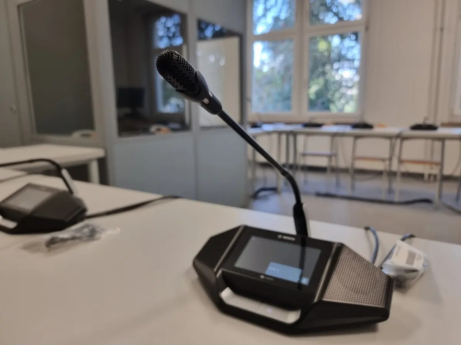 Zdjęcie w galerii na portalu naszwodzislaw.com: Nowoczesny sprzęt do tłumaczeń w Akademii Nauk Stosowanych w Raciborzu wiadomości z regionu