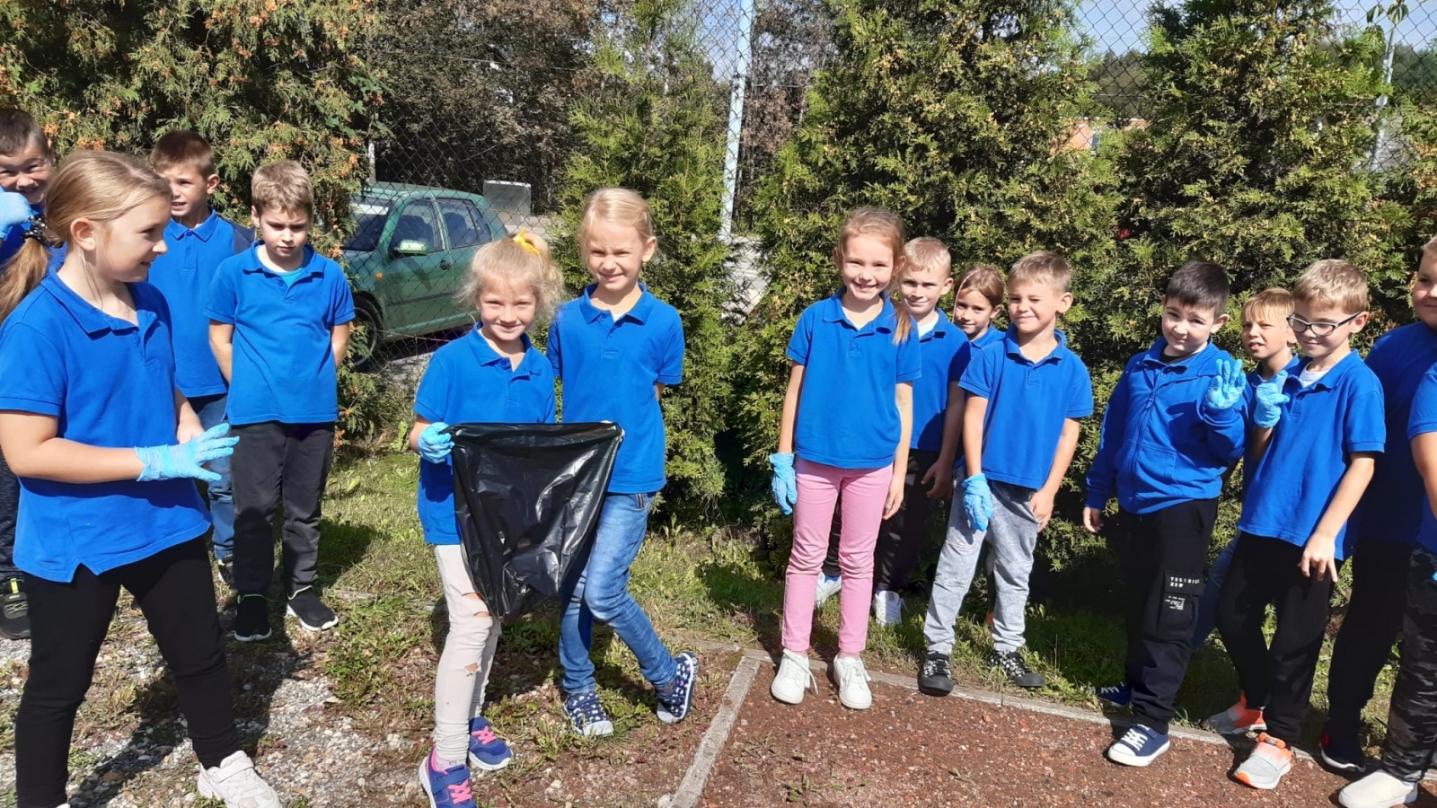 Zdjęcie w galerii na portalu naszwodzislaw.com: Uczniowie z Zawady sprzątali świat wiadomości z regionu