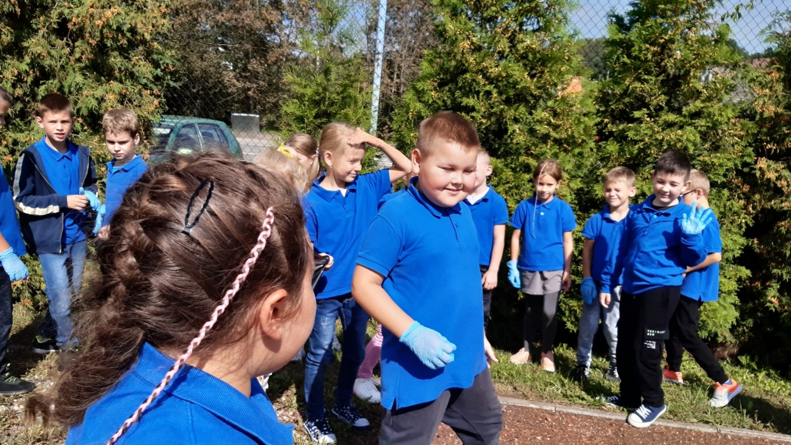 Zdjęcie w galerii na portalu naszwodzislaw.com: Uczniowie z Zawady sprzątali świat wiadomości z regionu