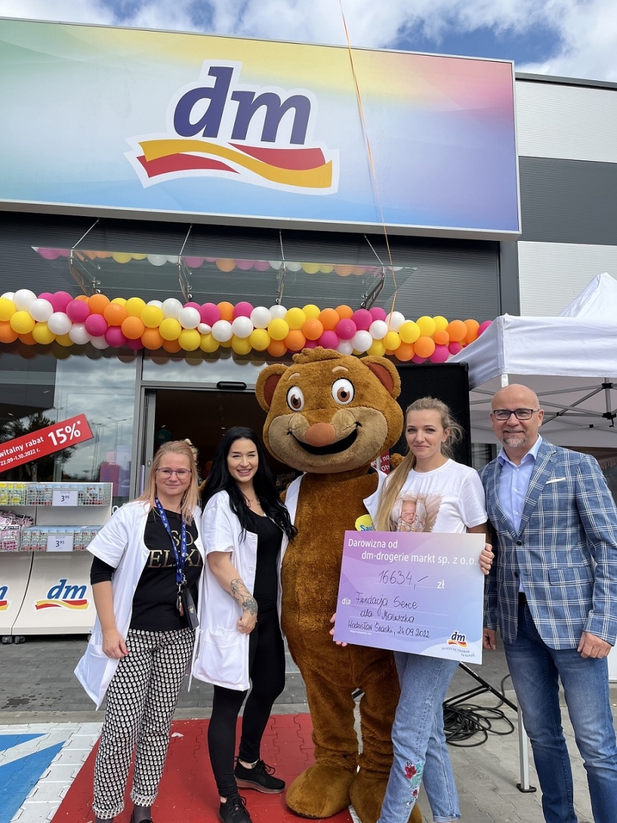 Zdjęcie w galerii na portalu naszwodzislaw.com: Akcja kasjerska w Wodzisławiu Śląskim. Zbierano pieniądze dla Mikołaja Kubali wiadomości z regionu