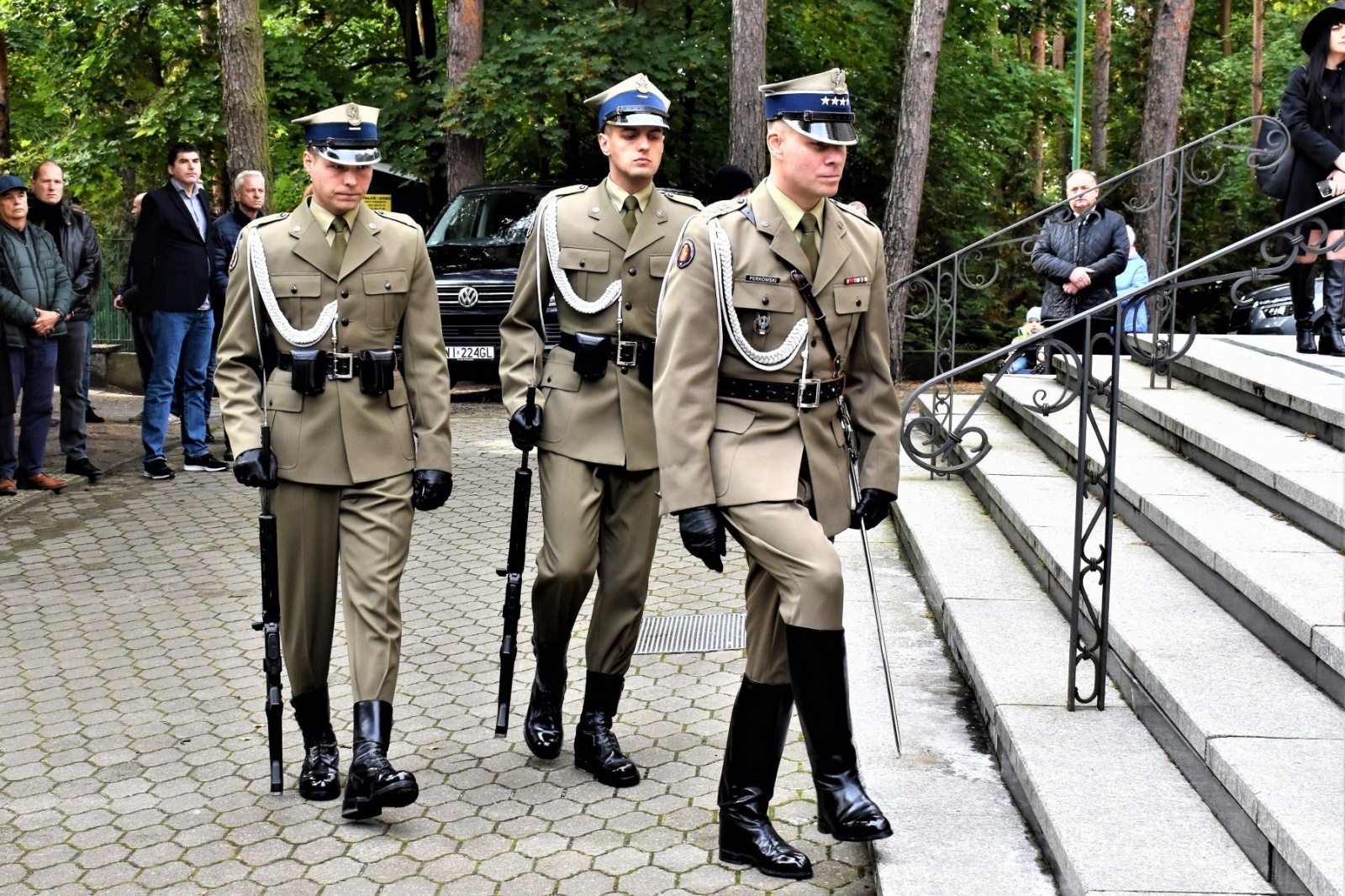 Zdjęcie w galerii na portalu naszwodzislaw.com: Godów pożegnał w Warszawie Franciszka Pieczkę [FOTO] wiadomości z regionu