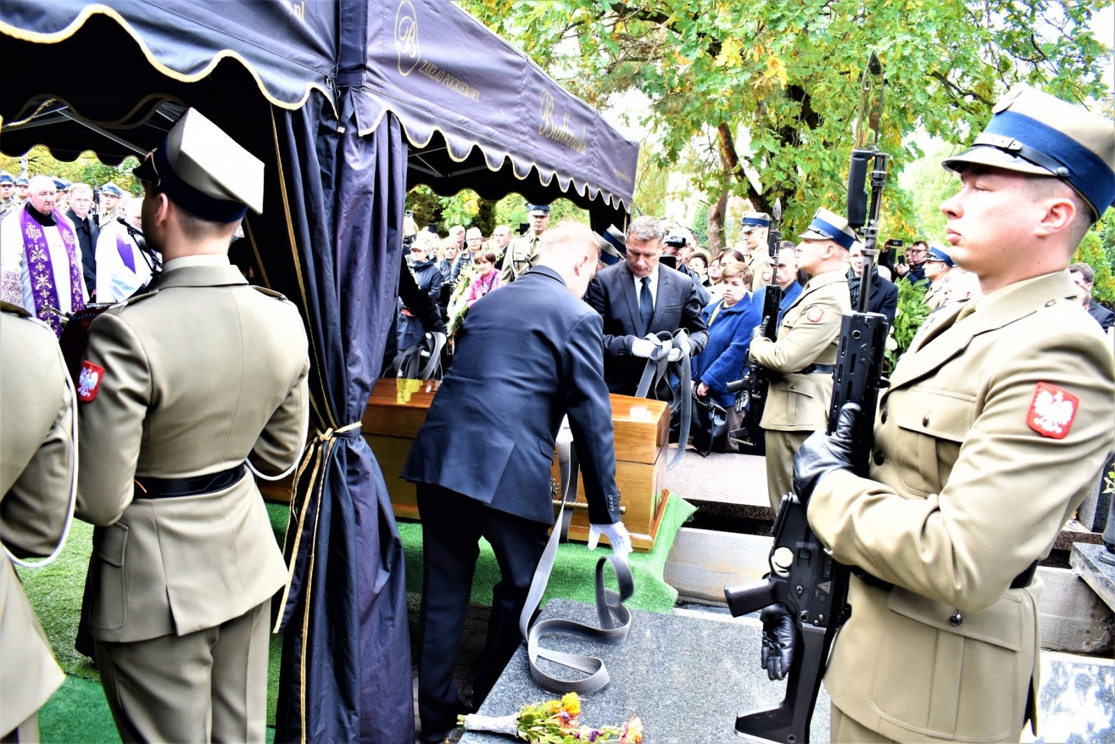 Zdjęcie w galerii na portalu naszwodzislaw.com: Godów pożegnał w Warszawie Franciszka Pieczkę [FOTO] wiadomości z regionu