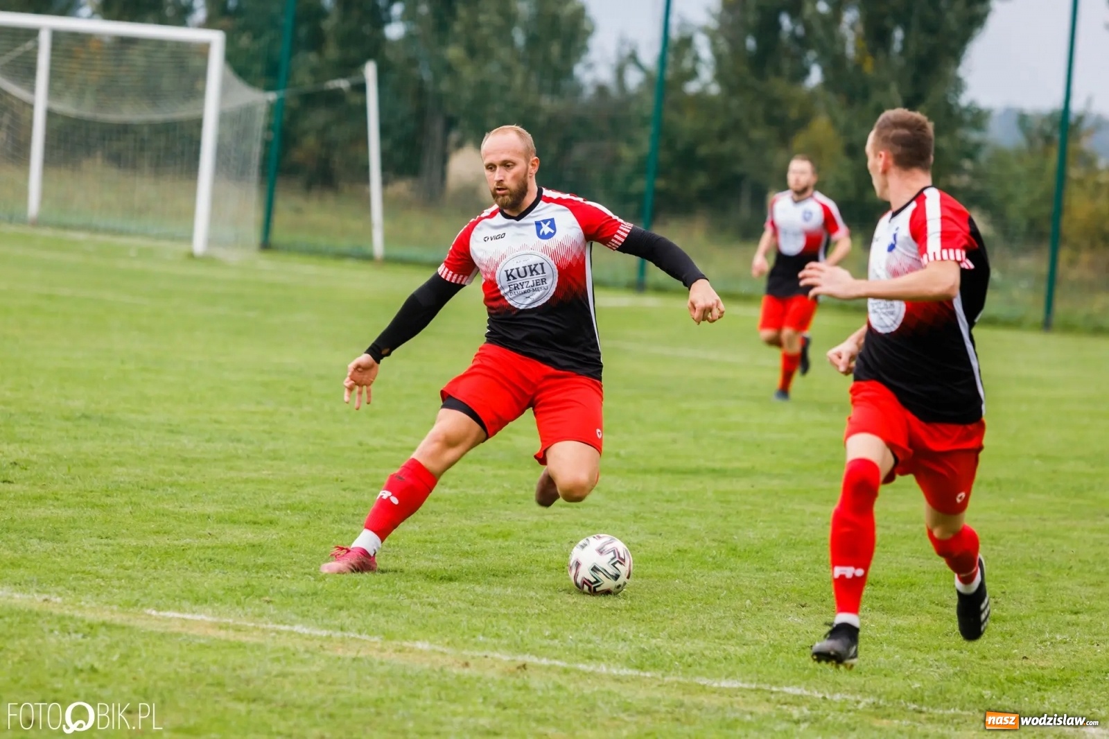 Zdjęcie w galerii na portalu naszwodzislaw.com: Naprzód z Krzyżkowic z kompletem punktów [FOTO] wiadomości z regionu