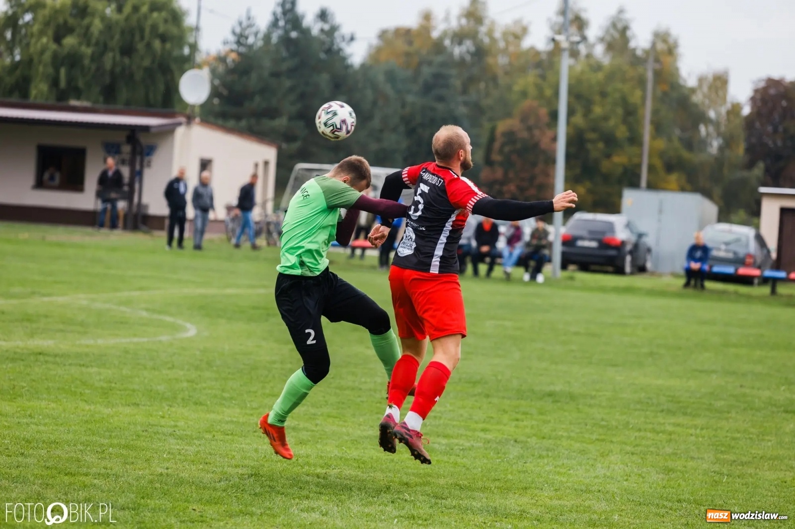 Zdjęcie w galerii na portalu naszwodzislaw.com: Naprzód z Krzyżkowic z kompletem punktów [FOTO] wiadomości z regionu