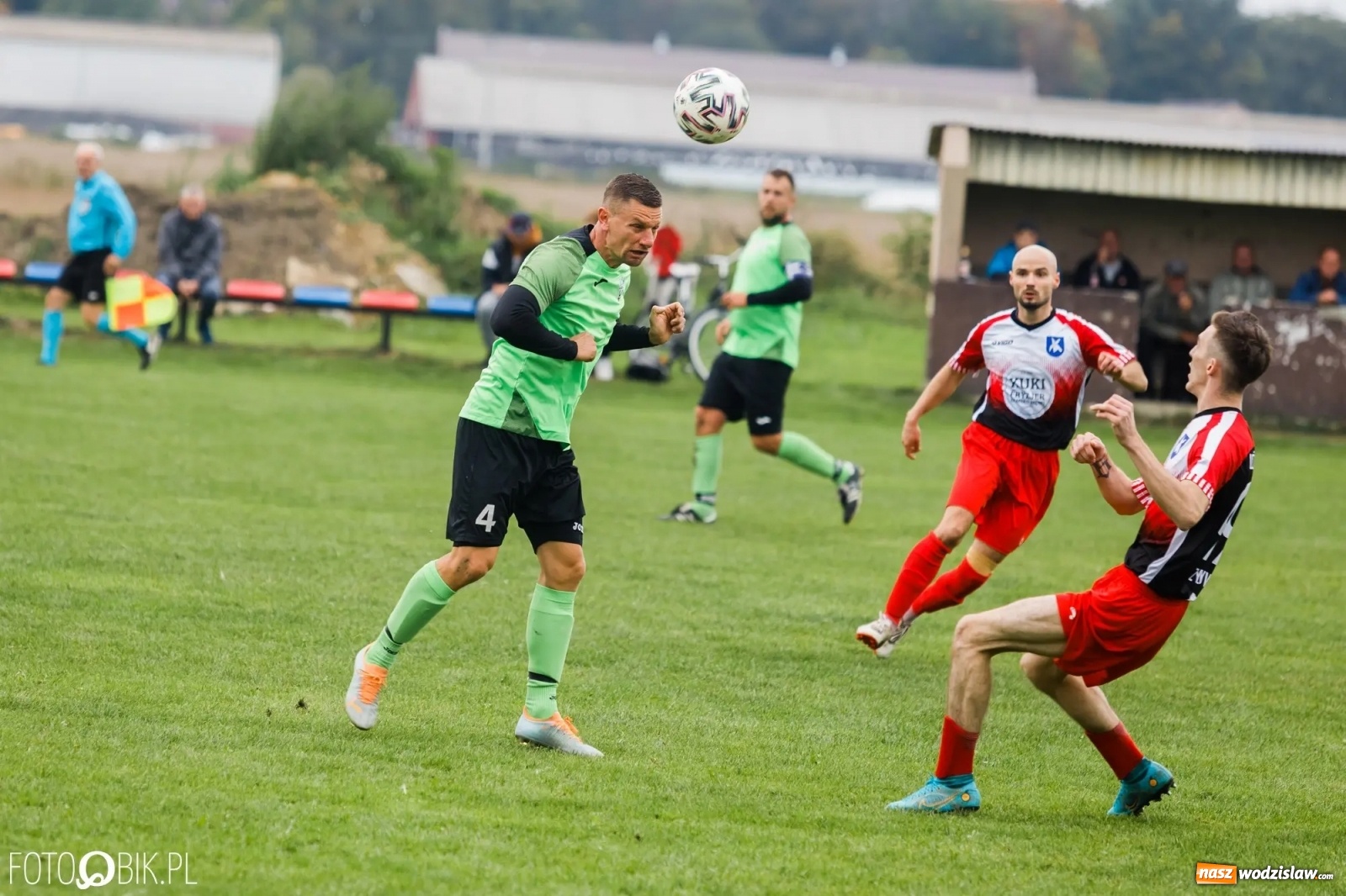 Zdjęcie w galerii na portalu naszwodzislaw.com: Naprzód z Krzyżkowic z kompletem punktów [FOTO] wiadomości z regionu