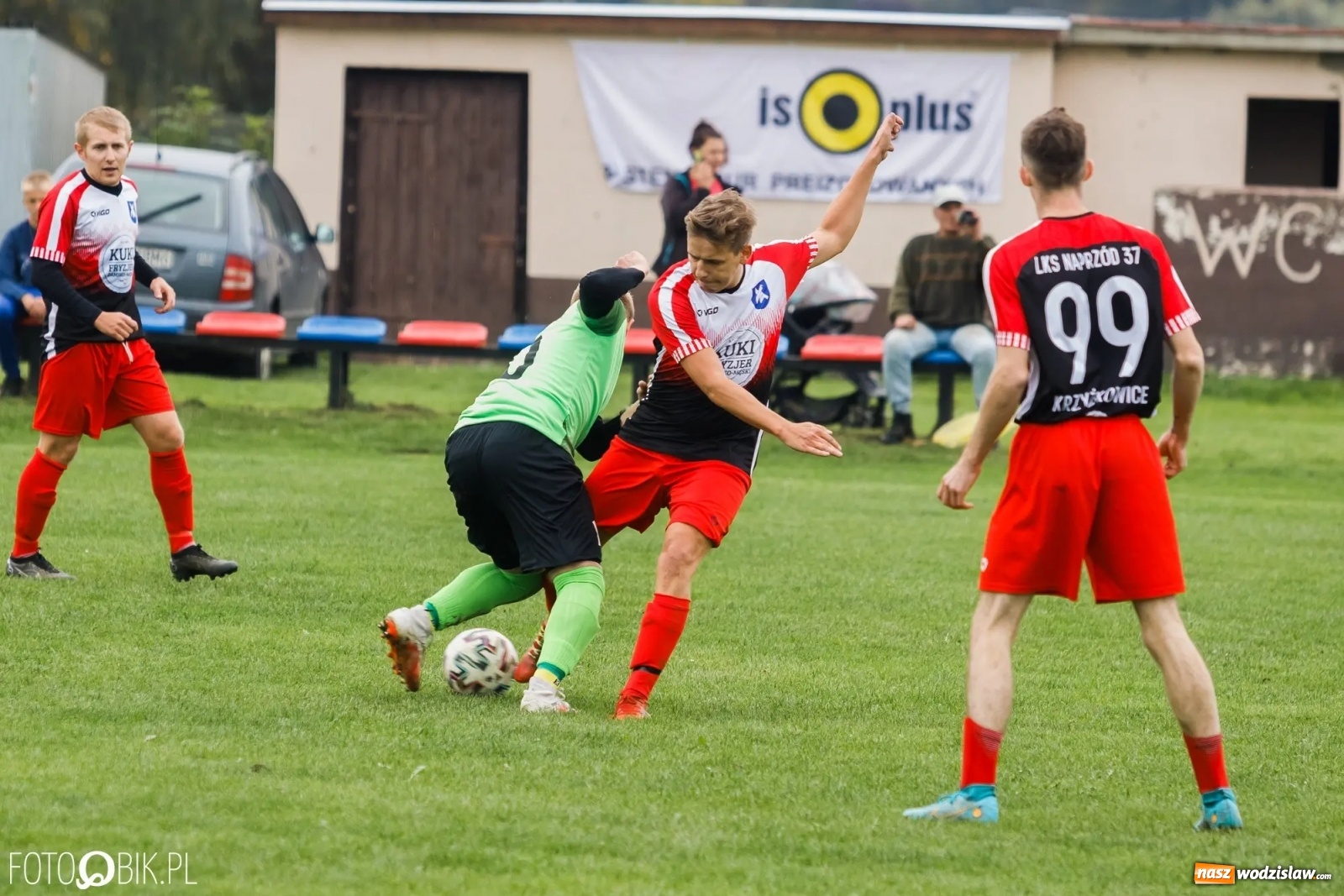 Zdjęcie w galerii na portalu naszwodzislaw.com: Naprzód z Krzyżkowic z kompletem punktów [FOTO] wiadomości z regionu