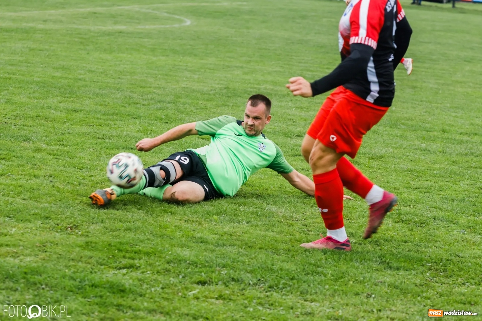 Zdjęcie w galerii na portalu naszwodzislaw.com: Naprzód z Krzyżkowic z kompletem punktów [FOTO] wiadomości z regionu