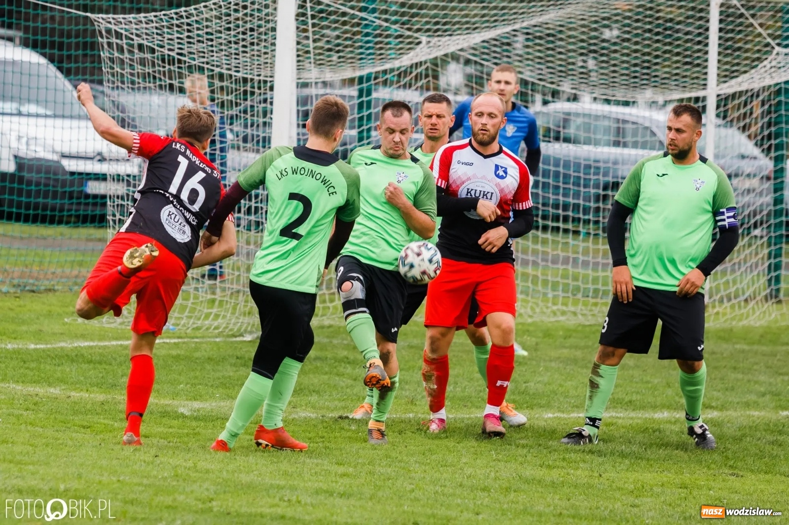 Zdjęcie w galerii na portalu naszwodzislaw.com: Naprzód z Krzyżkowic z kompletem punktów [FOTO] wiadomości z regionu