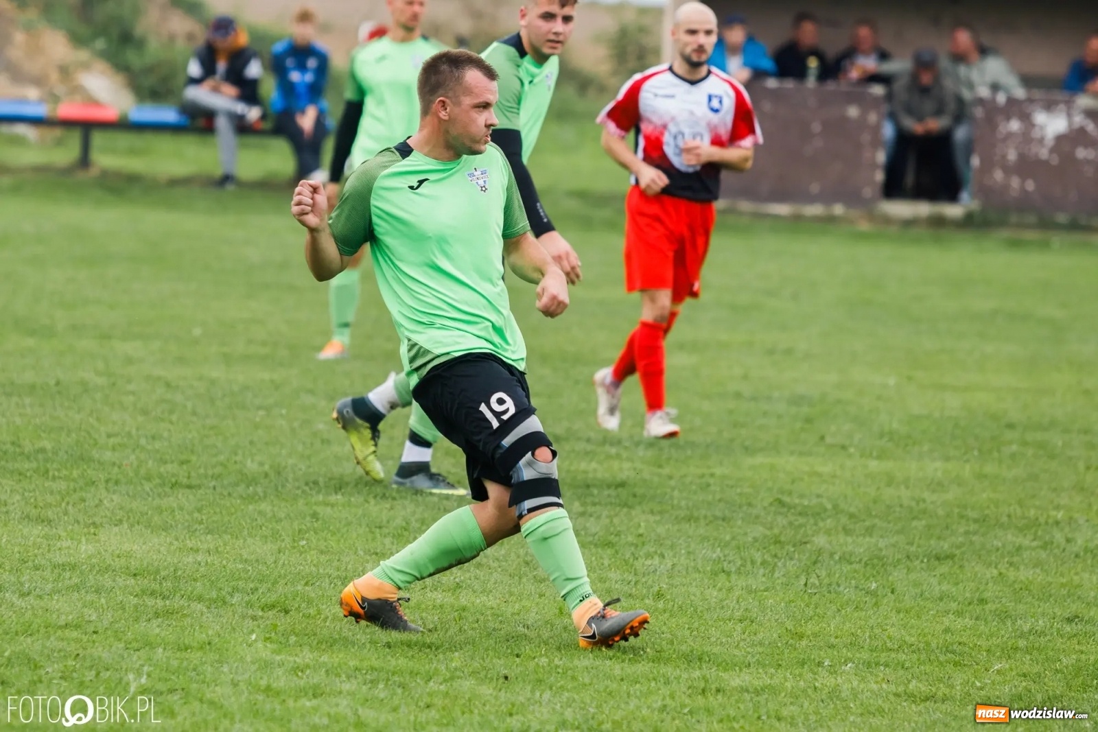 Zdjęcie w galerii na portalu naszwodzislaw.com: Naprzód z Krzyżkowic z kompletem punktów [FOTO] wiadomości z regionu