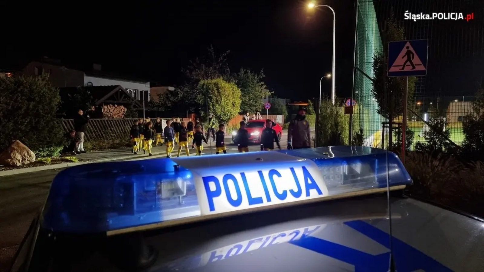 Zdjęcie w galerii na portalu naszwodzislaw.com: Świeć przykładem! Kampania edukacyjna śląskiej policji wiadomości z regionu