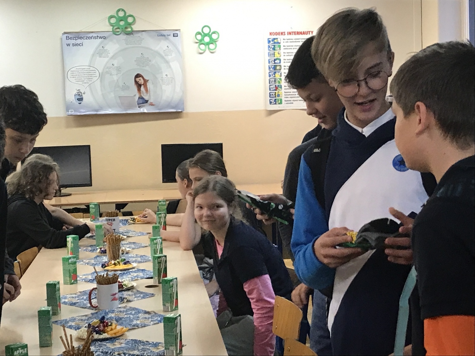 Zdjęcie w galerii na portalu naszwodzislaw.com: W zawadzkiej szkole wiele się dzieje [FOTO] wiadomości z regionu