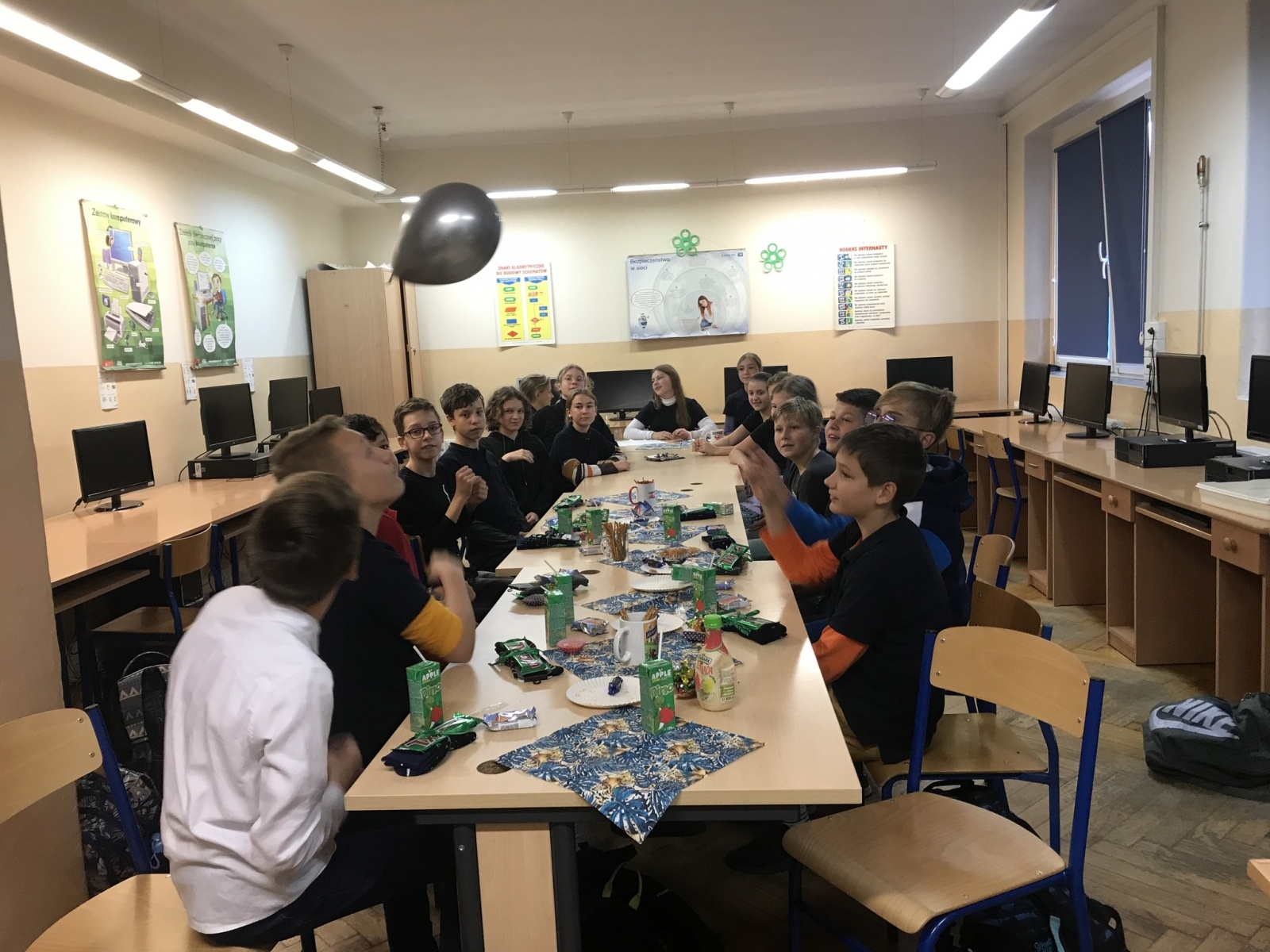 Zdjęcie w galerii na portalu naszwodzislaw.com: W zawadzkiej szkole wiele się dzieje [FOTO] wiadomości z regionu