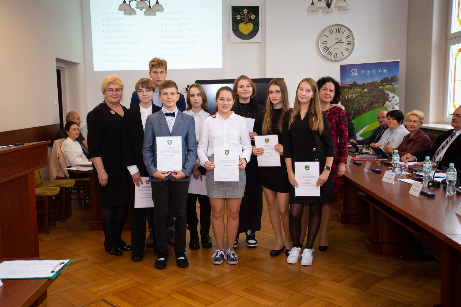 Zdjęcie w galerii na portalu naszwodzislaw.com: Burmistrz Radlina przyznała stypendia wiadomości z regionu
