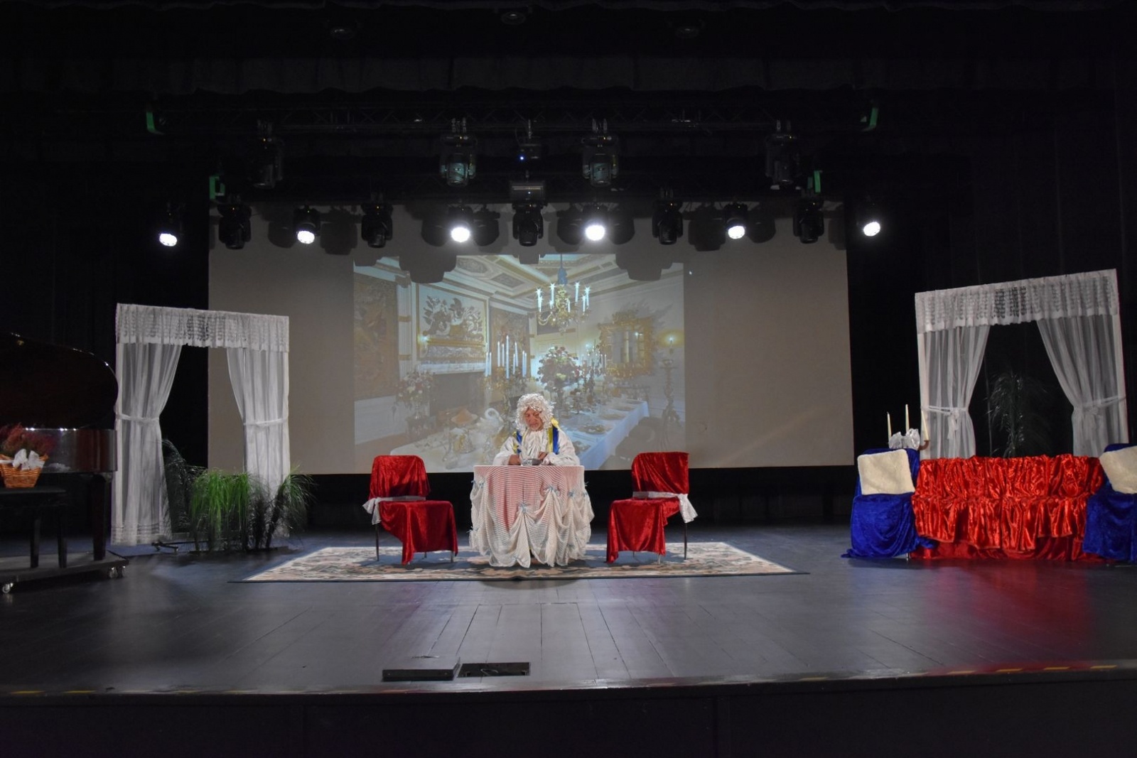 Zdjęcie w galerii na portalu naszwodzislaw.com: Studenci WUTW zainaugurowali nowy rok akademicki wiadomości z regionu