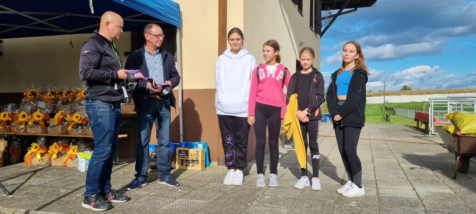 Zdjęcie w galerii na portalu naszwodzislaw.com: Pacak i Klimek najlepsi w II Półmaratonie po wałach wiadomości z regionu