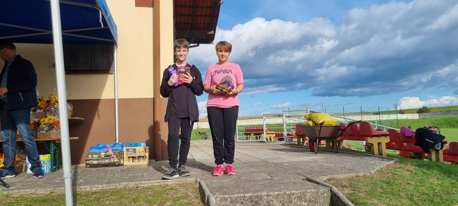 Zdjęcie w galerii na portalu naszwodzislaw.com: Pacak i Klimek najlepsi w II Półmaratonie po wałach wiadomości z regionu