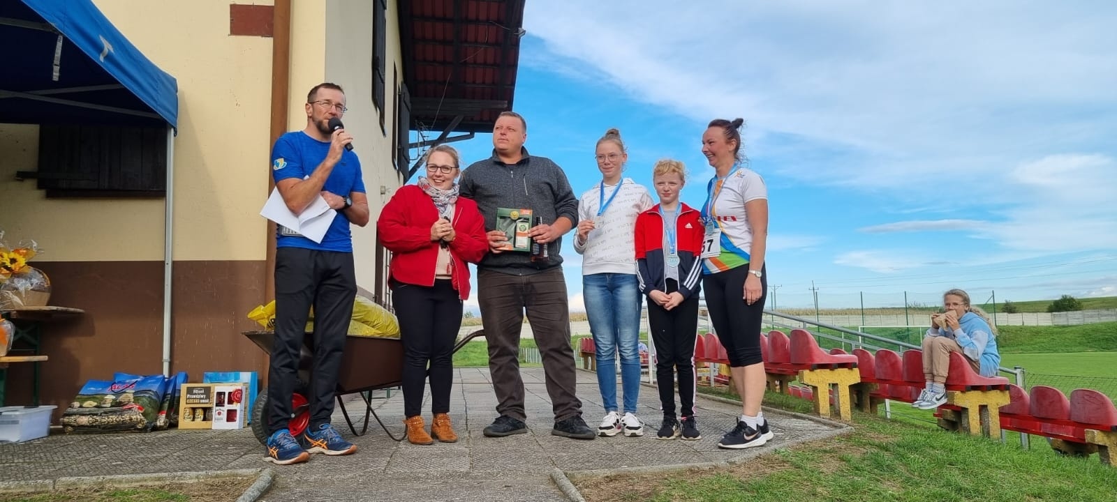 Zdjęcie w galerii na portalu naszwodzislaw.com: Pacak i Klimek najlepsi w II Półmaratonie po wałach wiadomości z regionu