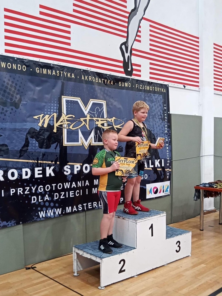 Zdjęcie w galerii na portalu naszwodzislaw.com: Medale Akademii Top Team na turnieju zapasów w Łodzi wiadomości z regionu