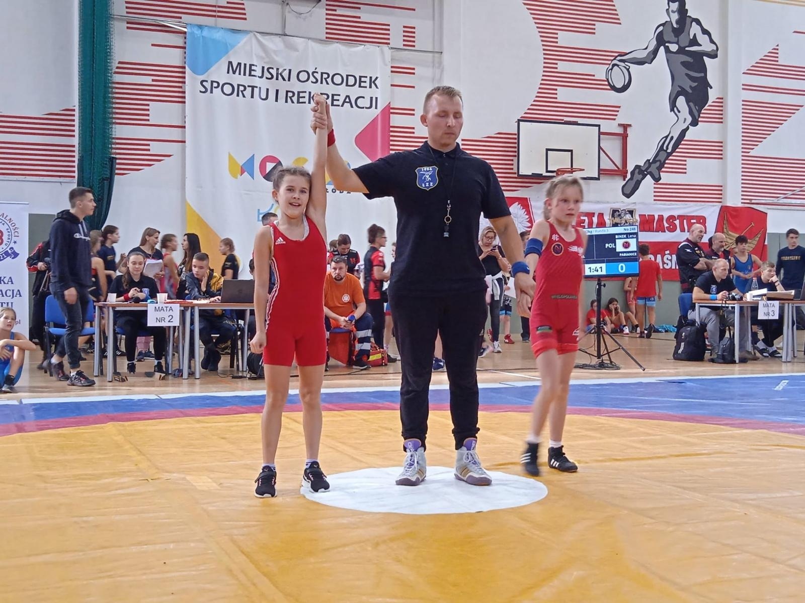 Zdjęcie w galerii na portalu naszwodzislaw.com: Medale Akademii Top Team na turnieju zapasów w Łodzi wiadomości z regionu