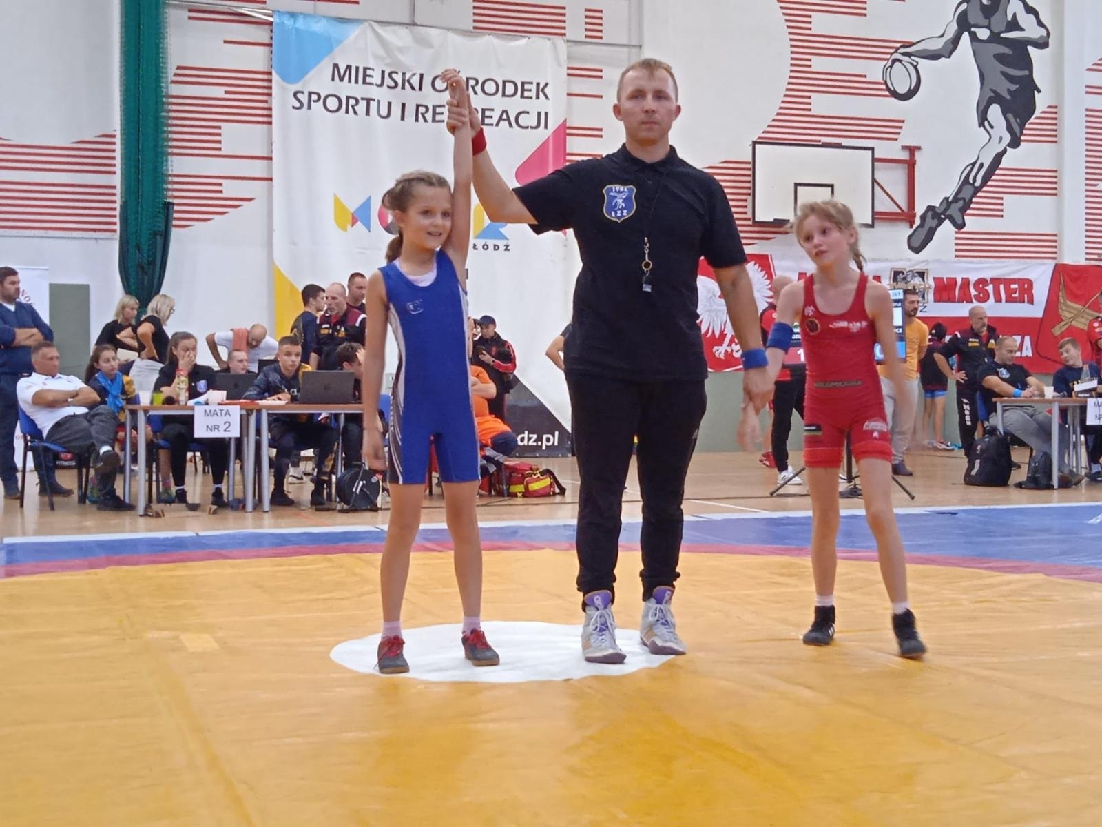 Zdjęcie w galerii na portalu naszwodzislaw.com: Medale Akademii Top Team na turnieju zapasów w Łodzi wiadomości z regionu