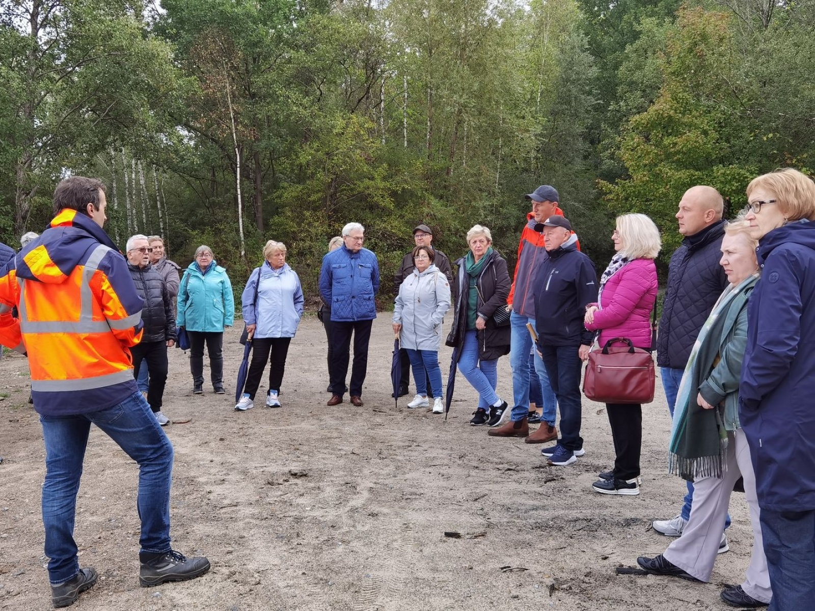 Zdjęcie w galerii na portalu naszwodzislaw.com: Od pyłu węglowego do czystej przyszłości. Pokazali, jak zmienił się ich powiat [FOTO] wiadomości z regionu