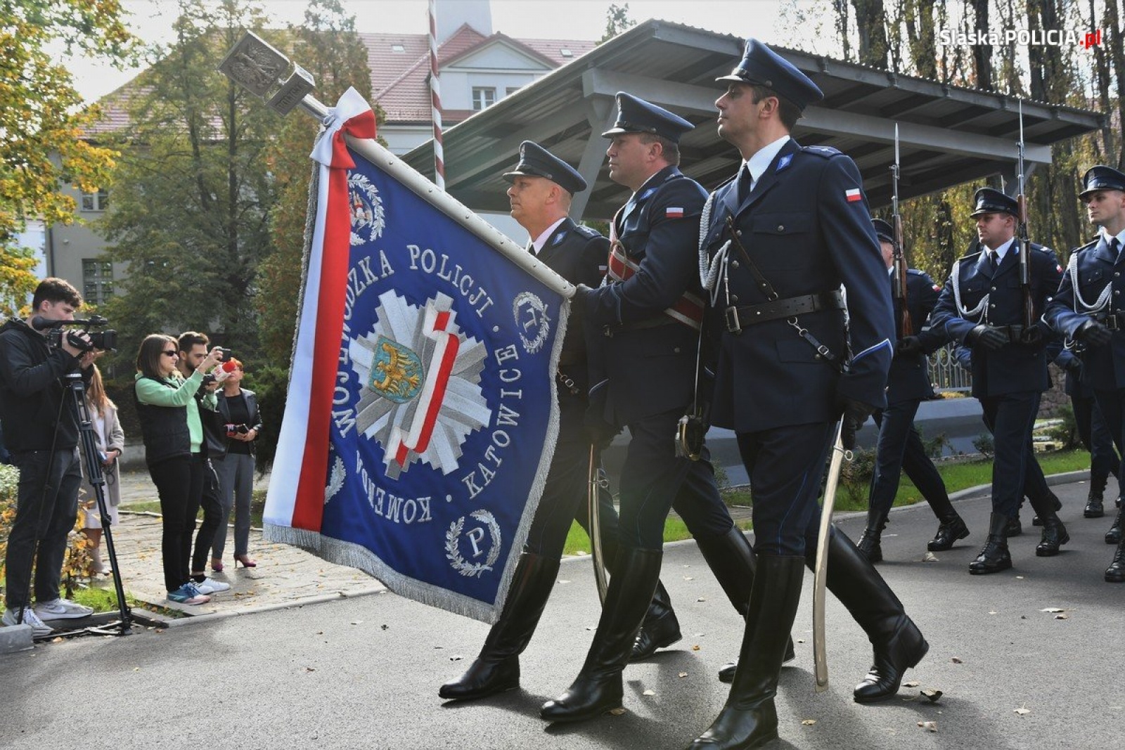 Zdjęcie w galerii na portalu naszwodzislaw.com: Ślubowanie za nimi. Teraz półroczne szkolenie wiadomości z regionu
