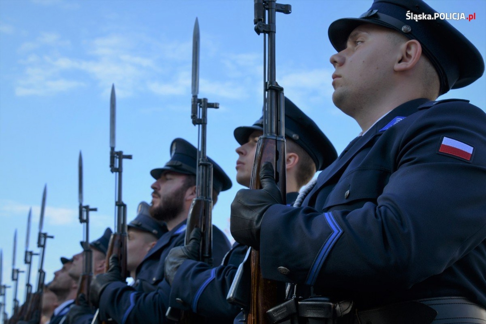 Zdjęcie w galerii na portalu naszwodzislaw.com: Ślubowanie za nimi. Teraz półroczne szkolenie wiadomości z regionu