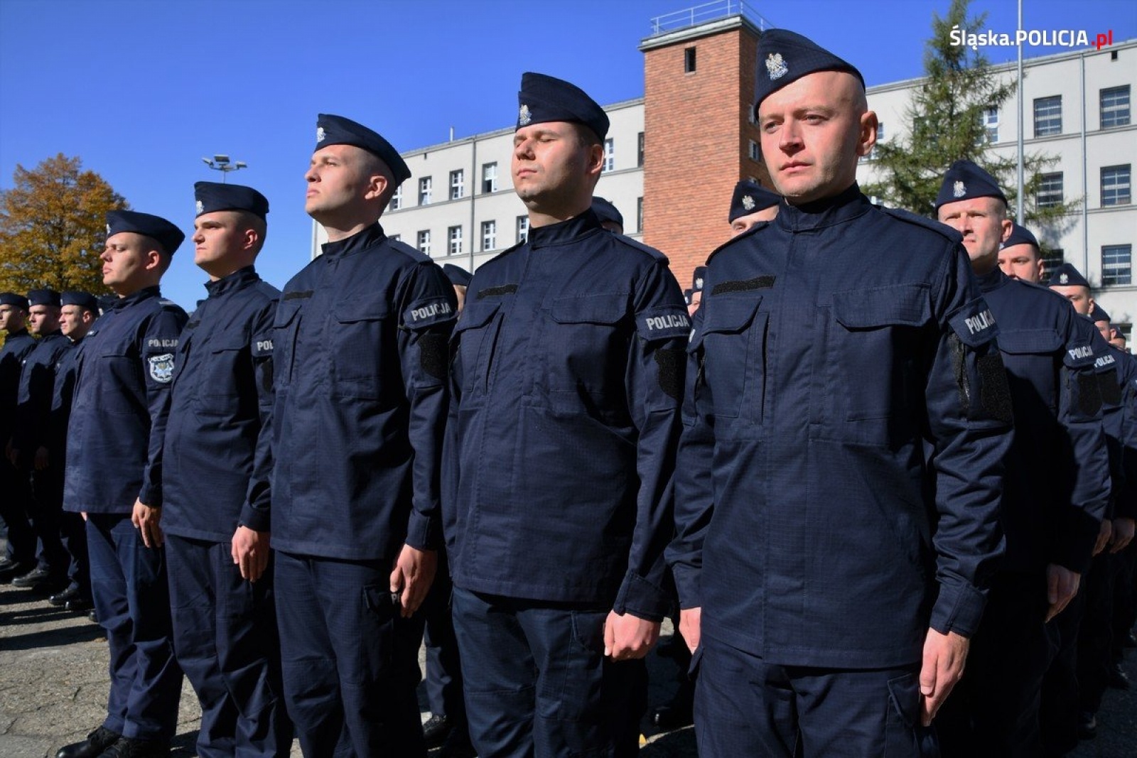 Zdjęcie w galerii na portalu naszwodzislaw.com: Ślubowanie za nimi. Teraz półroczne szkolenie wiadomości z regionu