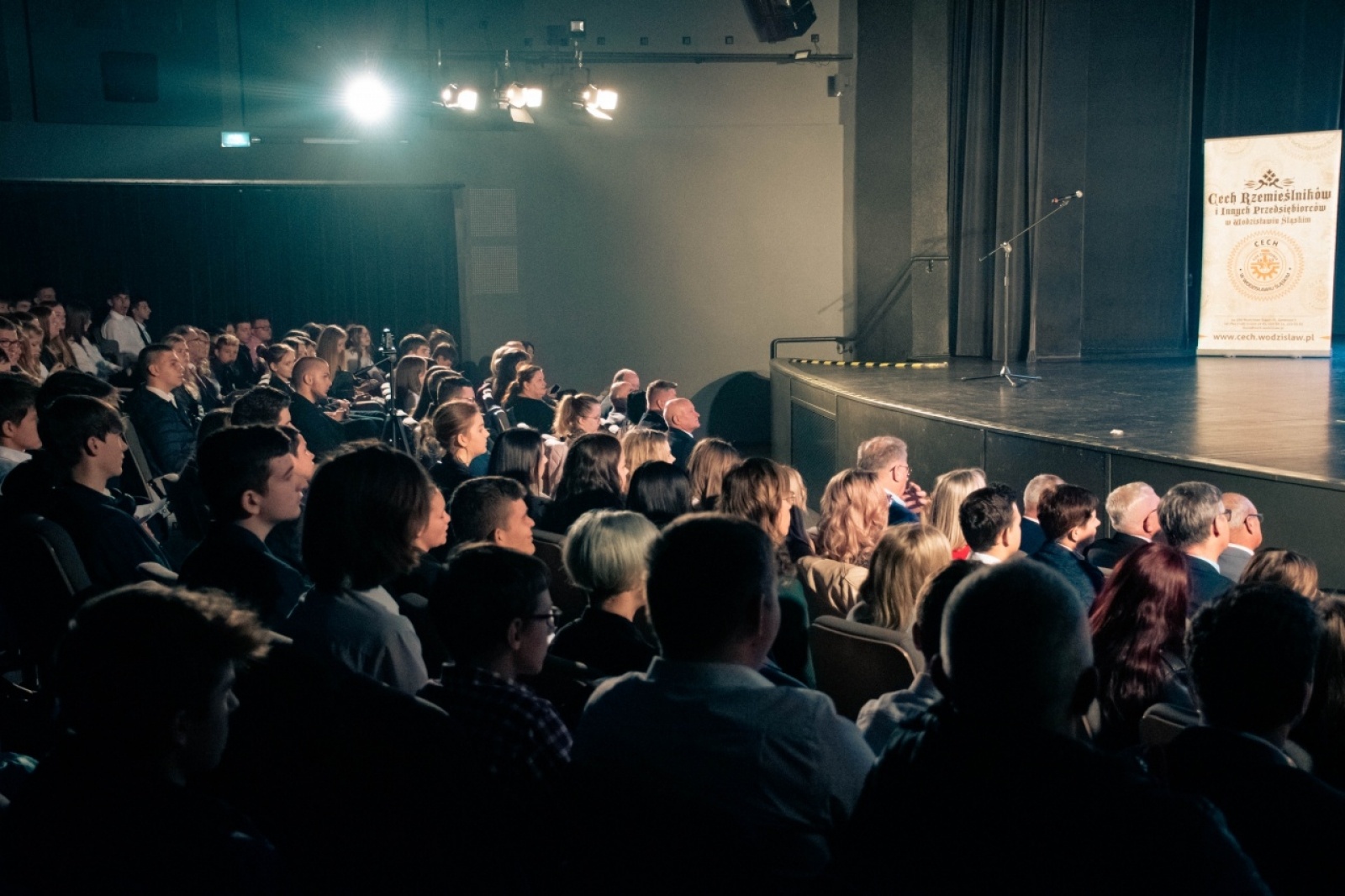 Zdjęcie w galerii na portalu naszwodzislaw.com: II Gala Ślubowania na Ucznia Rzemiosła za nami [FOTO] wiadomości z regionu