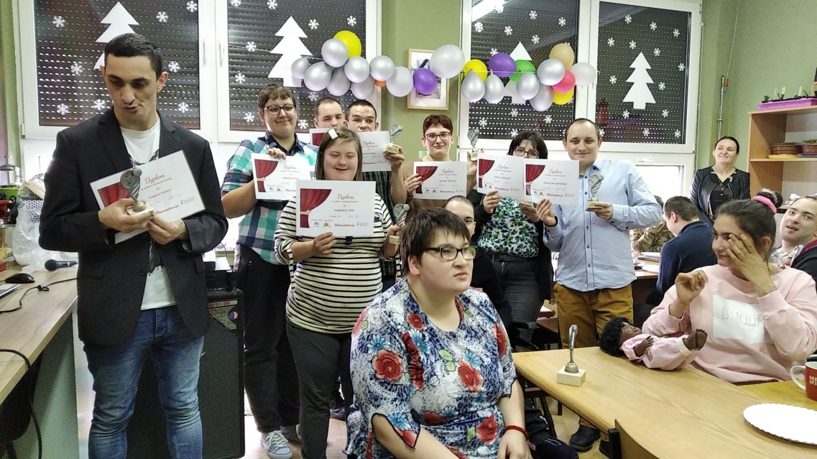 Zdjęcie w galerii na portalu naszwodzislaw.com: Od pięciu lat wspierają niepełnosprawnych absolwentów wiadomości z regionu