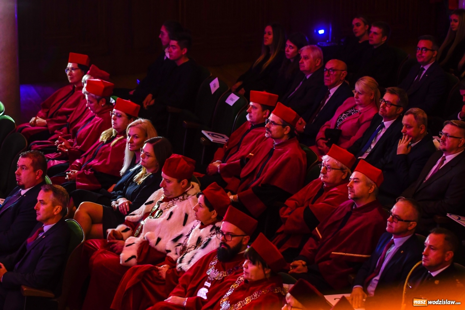 Zdjęcie w galerii na portalu naszwodzislaw.com: Gaudeamus igitur i wielki jubileusz raciborskiej uczelni wiadomości z regionu