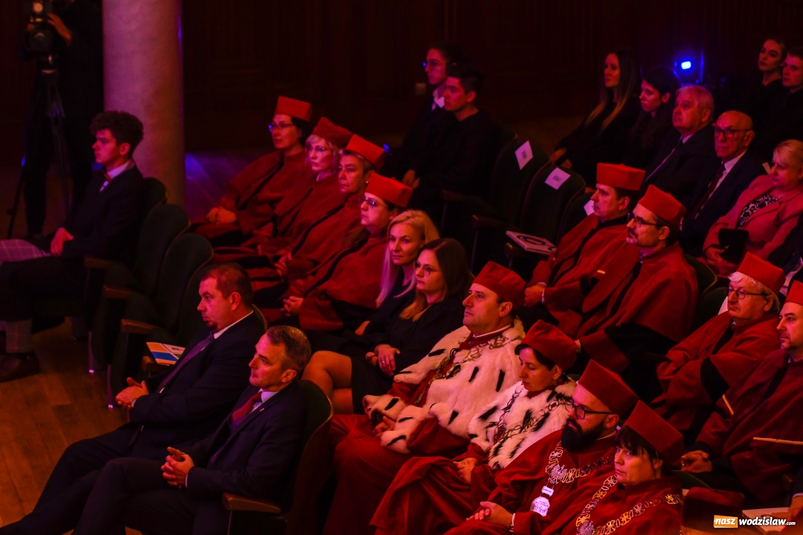 Zdjęcie w galerii na portalu naszwodzislaw.com: Gaudeamus igitur i wielki jubileusz raciborskiej uczelni wiadomości z regionu