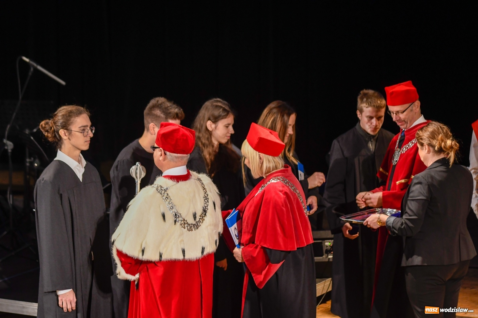 Zdjęcie w galerii na portalu naszwodzislaw.com: Gaudeamus igitur i wielki jubileusz raciborskiej uczelni wiadomości z regionu
