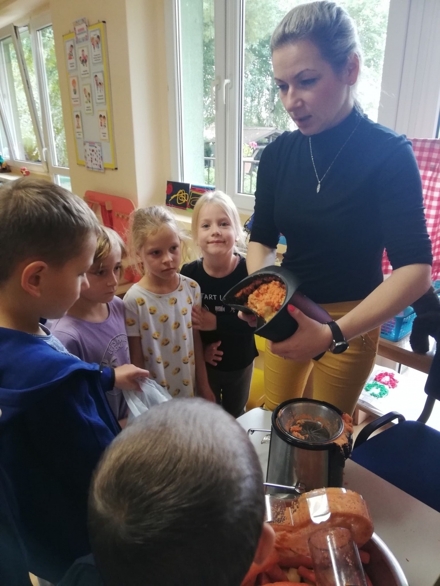 Zdjęcie w galerii na portalu naszwodzislaw.com: Wrzesień w Przedszkolu im. Misia Uszatka w Pszowie [FOTO] wiadomości z regionu