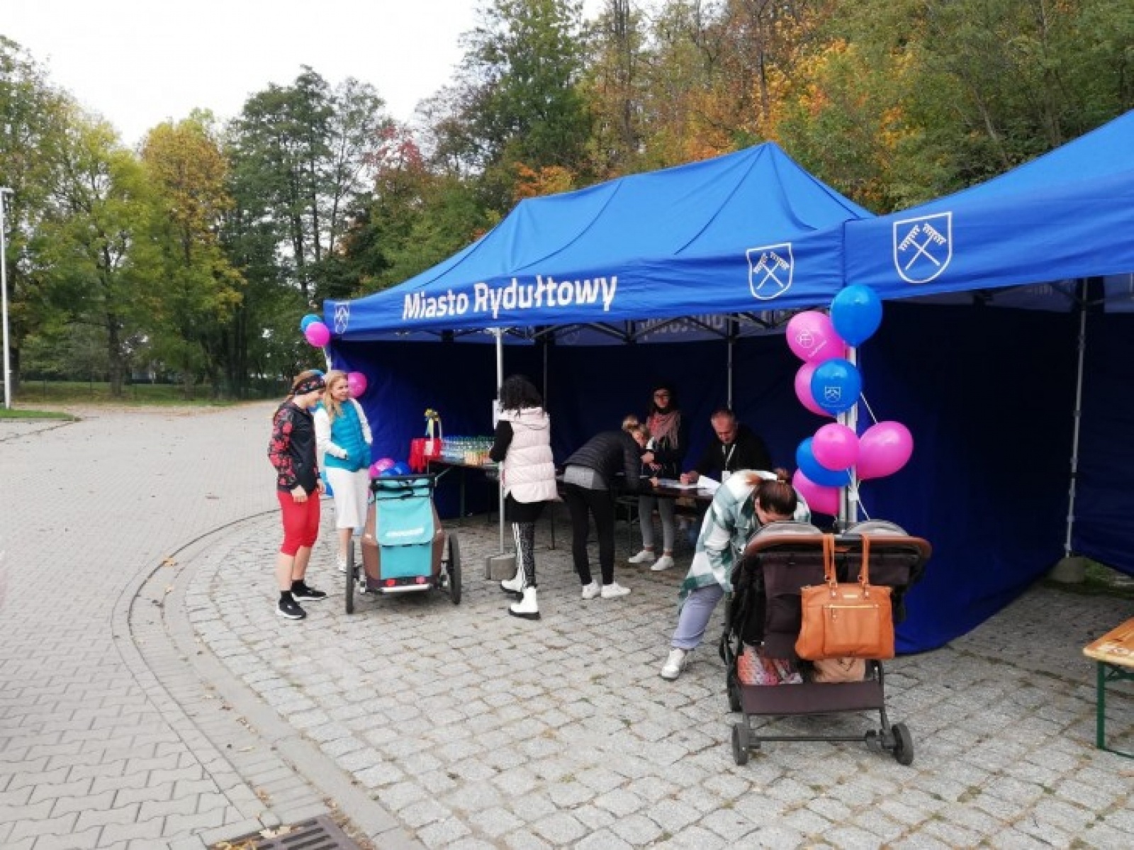 Zdjęcie w galerii na portalu naszwodzislaw.com: XI Rodzinny Bieg Zakochanych w Rydułtowach za nami wiadomości z regionu