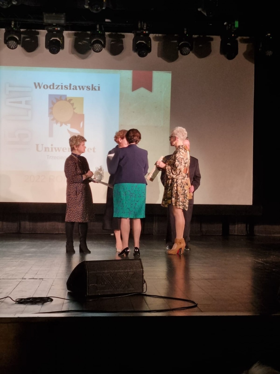 Zdjęcie w galerii na portalu naszwodzislaw.com: Piętnastolecie Wodzisławskiego Uniwersytetu Trzeciego Wieku wiadomości z regionu