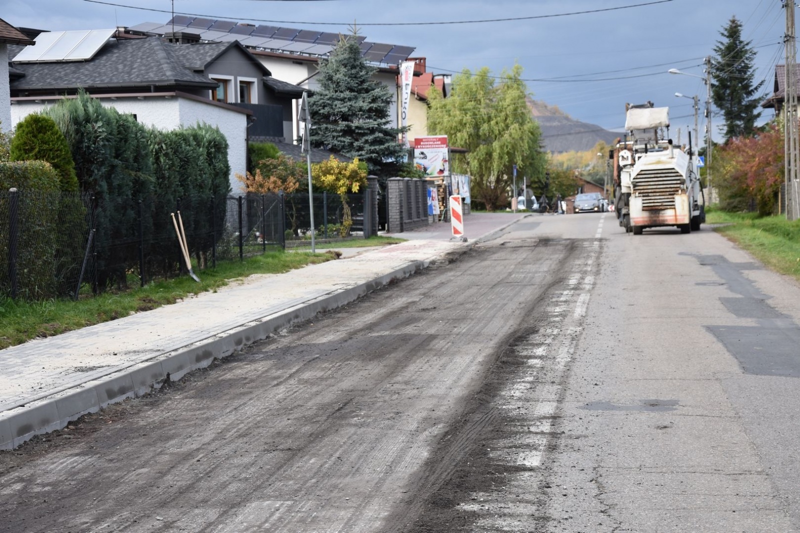 Zdjęcie w galerii na portalu naszwodzislaw.com: Trwają prace na Domeyki w Radlinie wiadomości z regionu