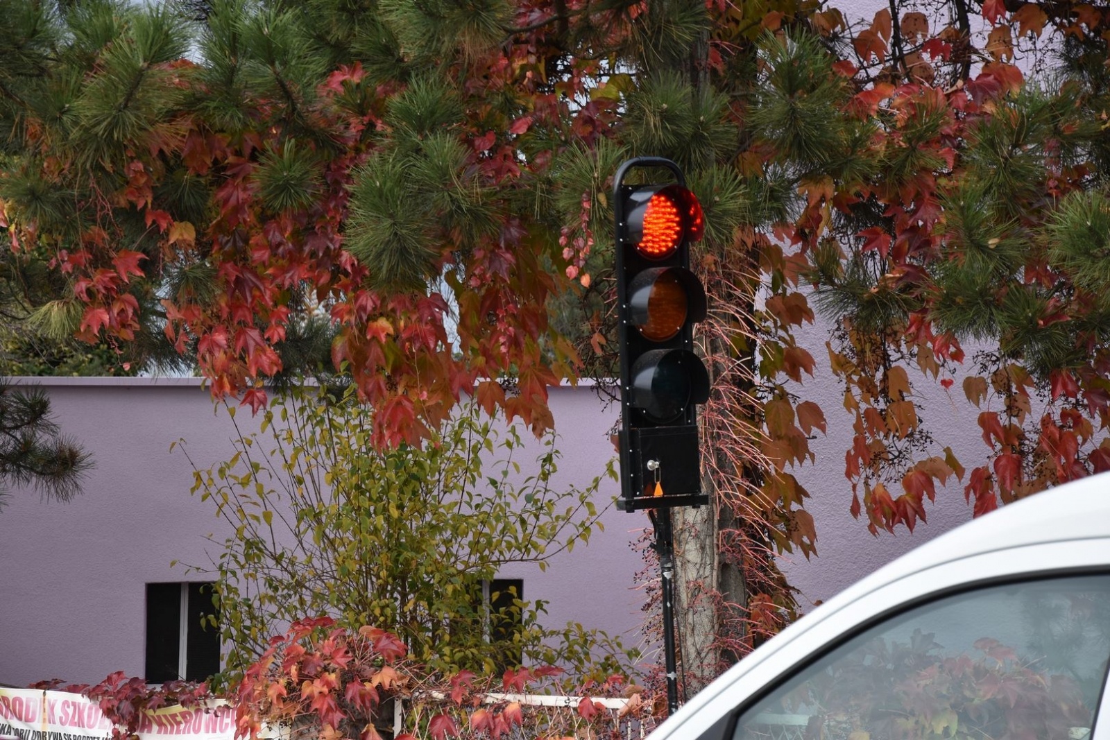 Zdjęcie w galerii na portalu naszwodzislaw.com: Trwają prace na Domeyki w Radlinie wiadomości z regionu