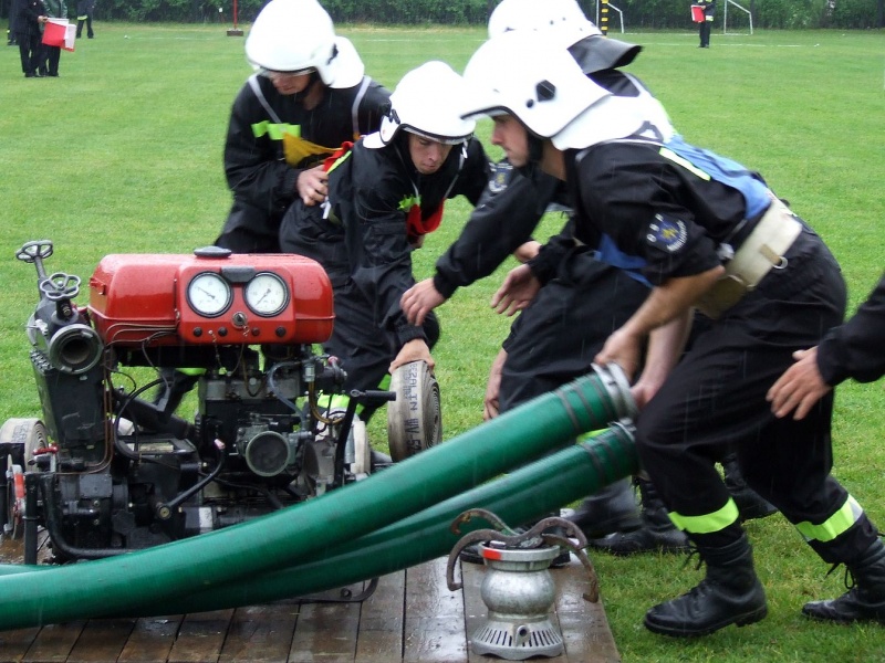 Zdjęcie w galerii na portalu naszwodzislaw.com: Strażacy rywalizowali w Zawadzie wiadomości z regionu