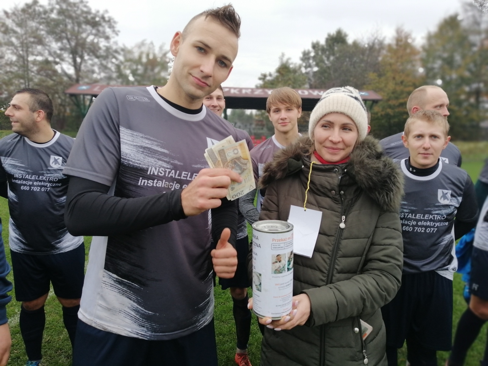 Zdjęcie w galerii na portalu naszwodzislaw.com: Naprzód 37 Krzyżkowice - grają i pomagają wiadomości z regionu