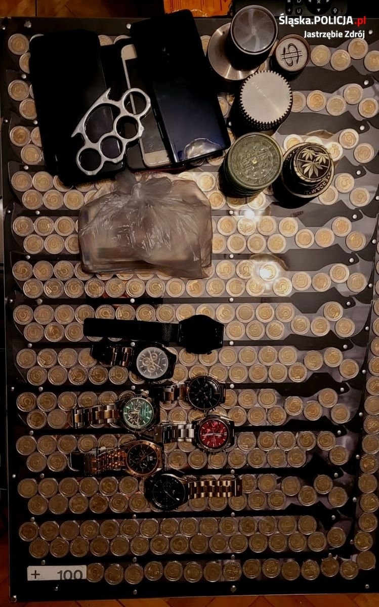 Zdjęcie w galerii na portalu naszwodzislaw.com: Przemycali narkotyki z Czech. Akcja CBŚP na Śląsku wiadomości z regionu