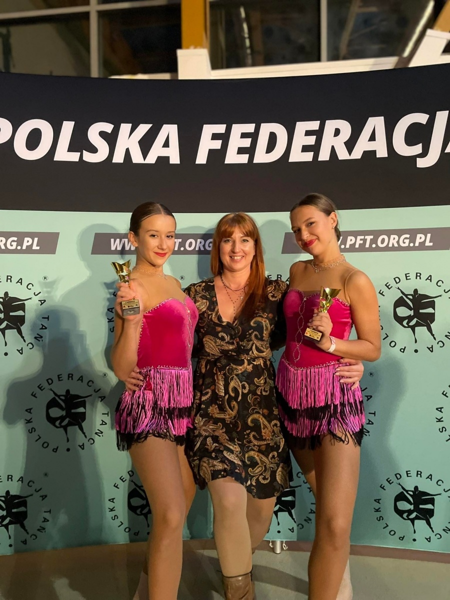 Zdjęcie w galerii na portalu naszwodzislaw.com: Tancerki Mirażu z trzema złotymi medalami wiadomości z regionu