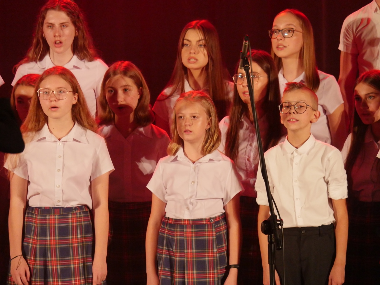 Zdjęcie w galerii na portalu naszwodzislaw.com: Miejski Chór Canticum Novum świętował 10-lecie wiadomości z regionu