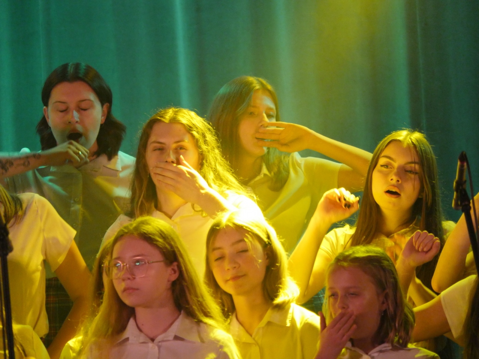 Zdjęcie w galerii na portalu naszwodzislaw.com: Miejski Chór Canticum Novum świętował 10-lecie wiadomości z regionu