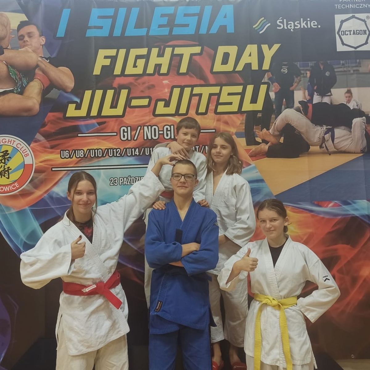 Zdjęcie w galerii na portalu naszwodzislaw.com: Szesnaście medali Octagon Team na Silesia Fight Day Jiu Jitsu wiadomości z regionu