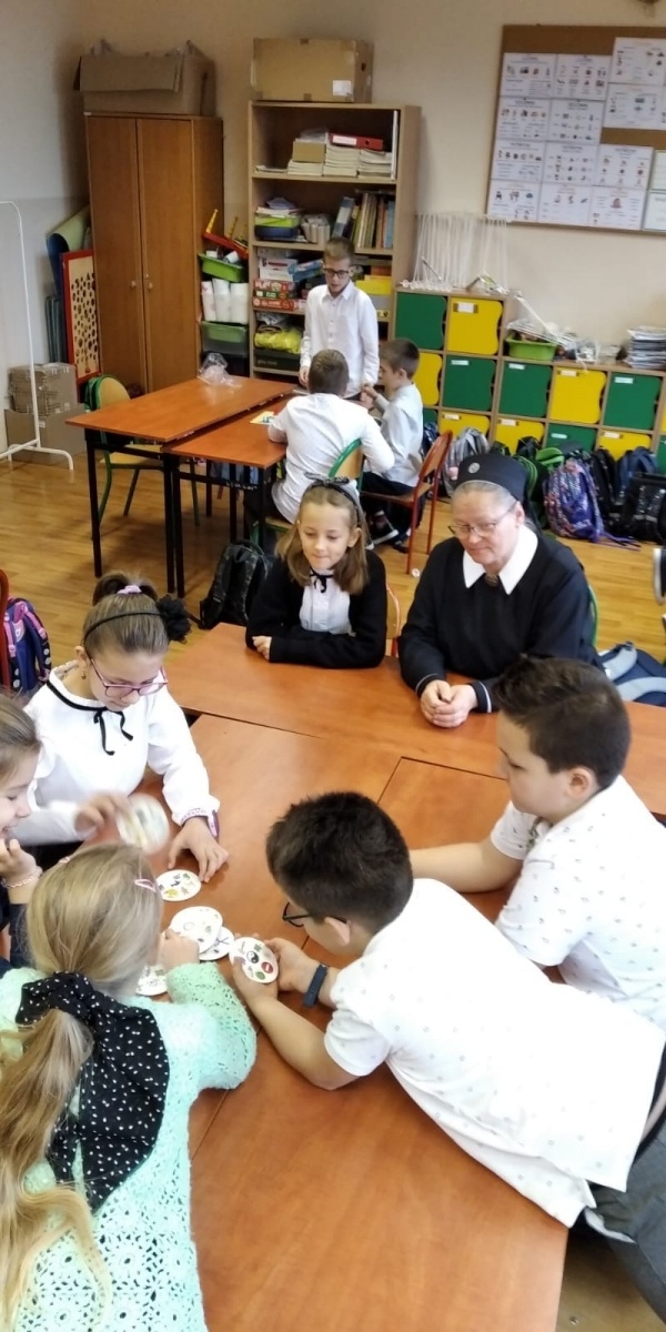 Zdjęcie w galerii na portalu naszwodzislaw.com: Wodzisławska SP17 obchodziła jubileusz [FOTO] wiadomości z regionu