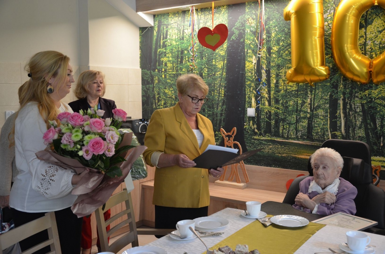 Zdjęcie w galerii na portalu naszwodzislaw.com: Setne urodziny Szarlotty Moll wiadomości z regionu