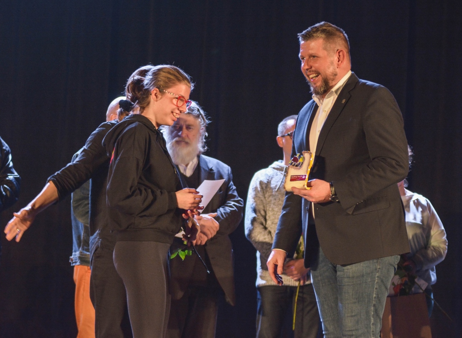 Zdjęcie w galerii na portalu naszwodzislaw.com: Udowodnili, że teatr niejedno ma imię [FOTO] wiadomości z regionu